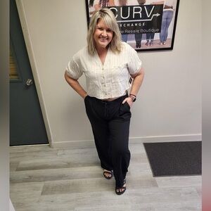 Kirious LA Chic Button Down Cropped Blouse - NEW - Size L